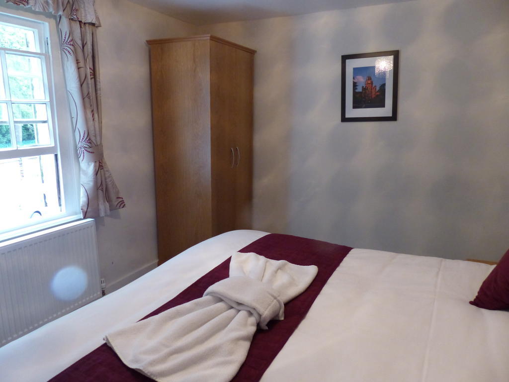 The Sun Inn Englefield Green Rom bilde