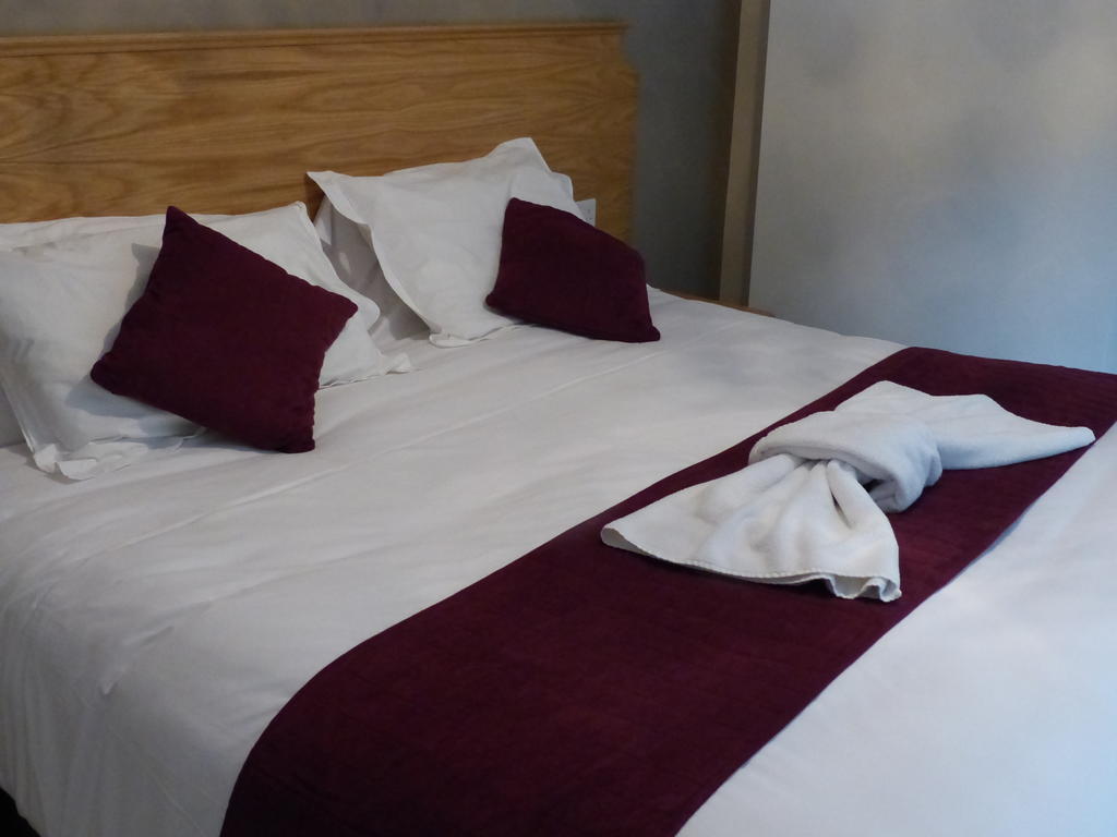 The Sun Inn Englefield Green Rom bilde