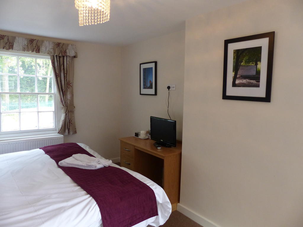 The Sun Inn Englefield Green Rom bilde
