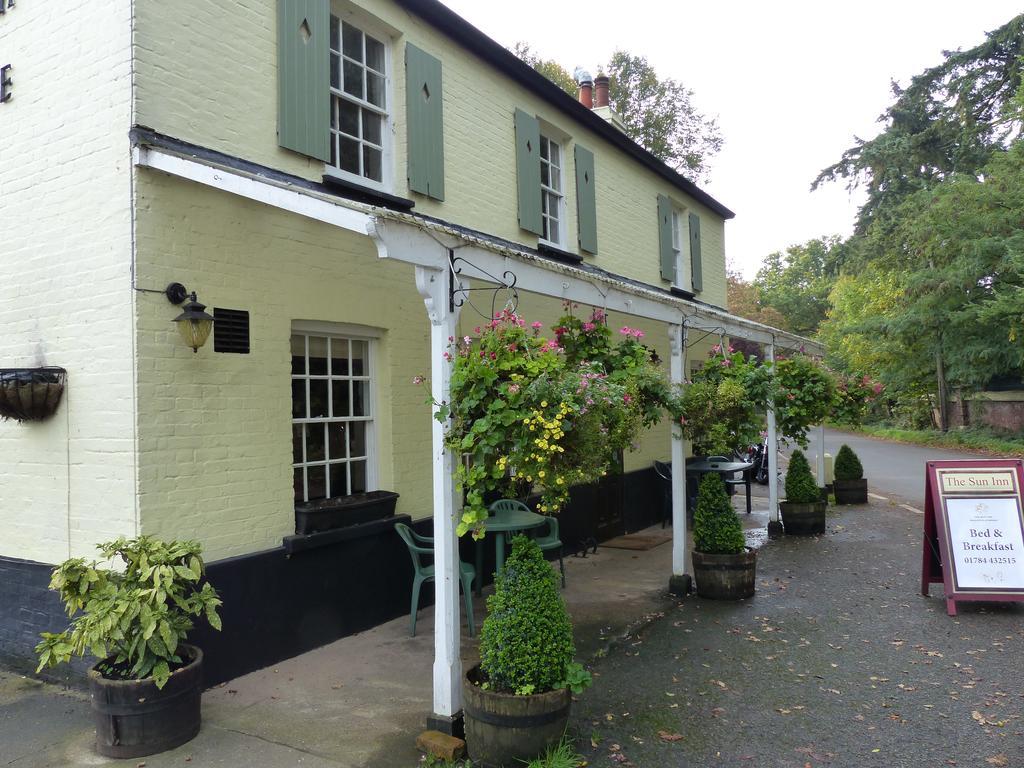 The Sun Inn Englefield Green Rom bilde
